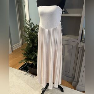 Lioness Elegant Cream Strapless Maxi Dress